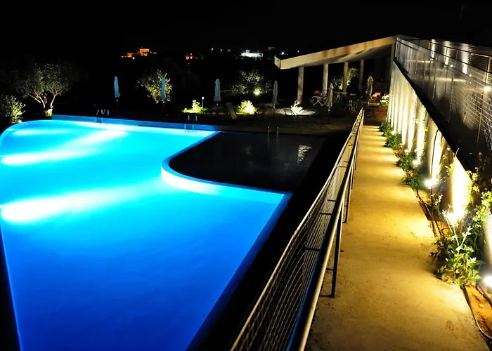 Leivatho Hotel
